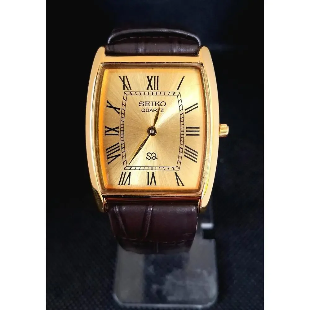 Men's Vintage Seiko Barrel/Tonneau Leather Tank‎ RARE